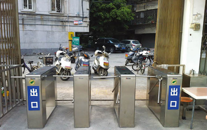 南海機關游泳場人行通道閘工程案例 - 中出網-智能出入口與停車充電門戶