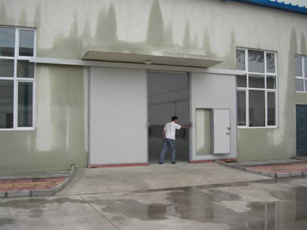 工業(yè)推拉門