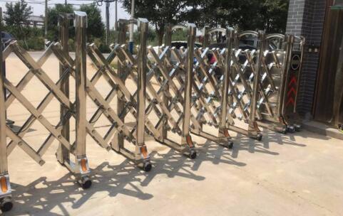 杭州出安智能伸縮門(mén)點(diǎn)綴杭州西湖臺(tái)鉆有限公司