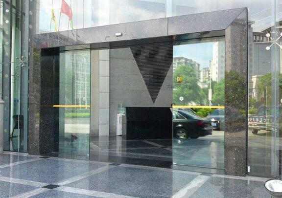 福州玻璃感應(yīng)自動(dòng)門