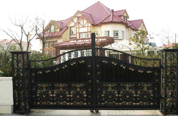 喜迎福州出安智能開門機(jī)進(jìn)駐福州帝堡城別墅