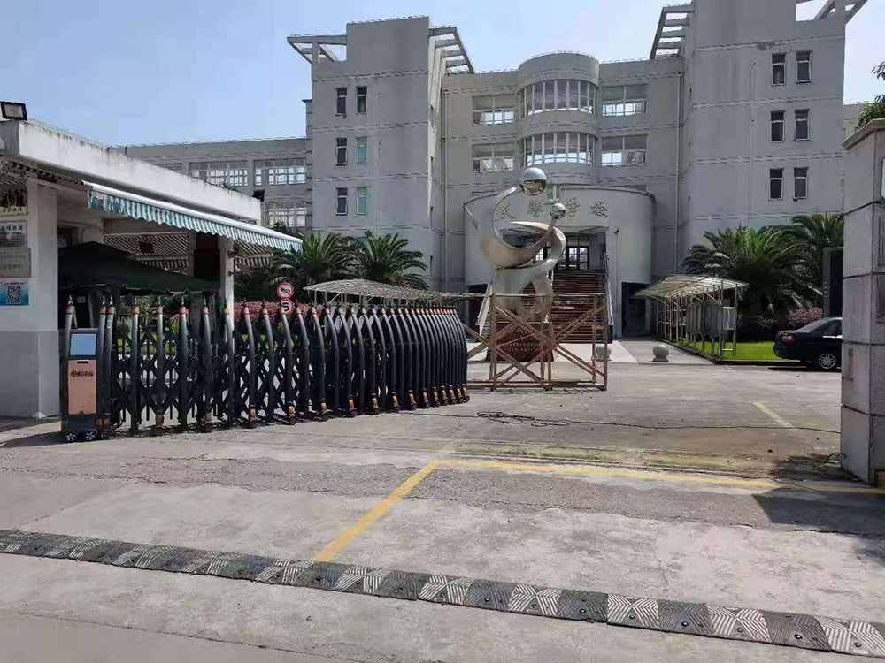 奔騰工程案例 - 中出網(wǎng)-智能出入口與停車(chē)充電門(mén)戶(hù)