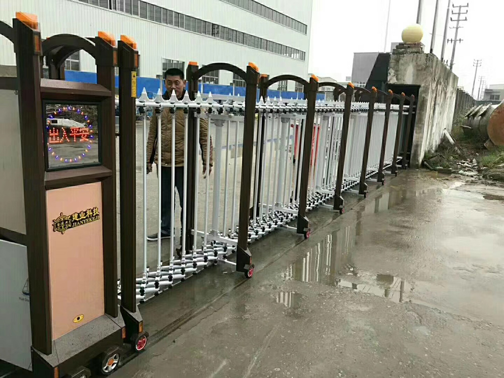 變形金剛系列案例 - 中出網(wǎng)-智能出入口與停車充電門戶