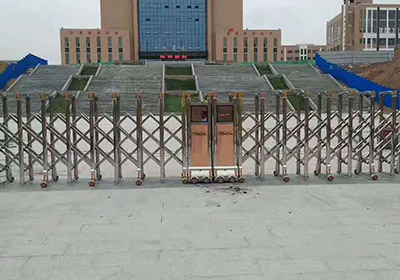 步步高系列案例 - 中出網(wǎng)-智能出入口與停車充電門戶