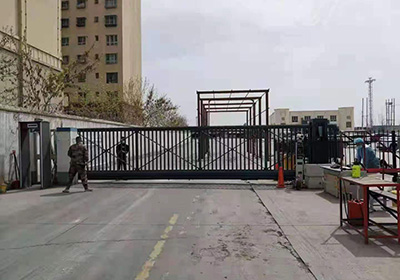 懸浮門系列工程案例 - 中出網(wǎng)-智能出入口與停車充電門戶