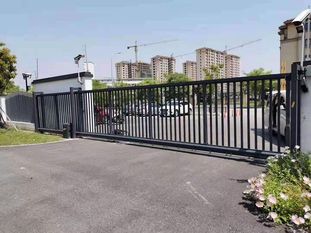 懸浮門系列工程案例 - 中出網(wǎng)-智能出入口與停車充電門戶