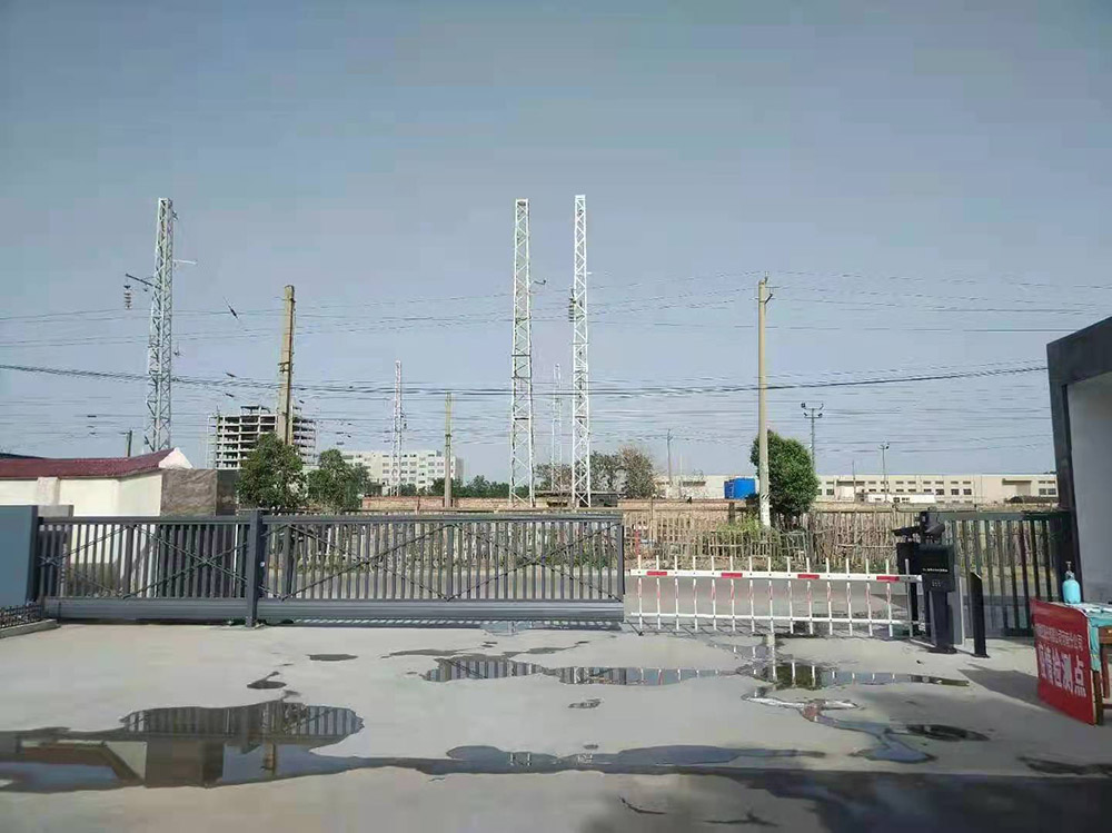 懸浮門系列案例 - 中出網-智能出入口與停車充電門戶