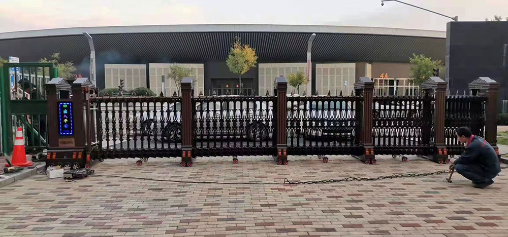 金碧輝煌工程案例 - 中出網(wǎng)-智能出入口與停車(chē)充電門(mén)戶(hù)