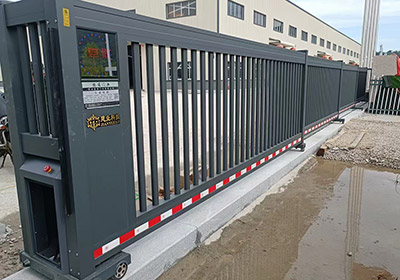 段滑門(mén)系列案例 - 中出網(wǎng)-智能出入口與停車(chē)充電門(mén)戶