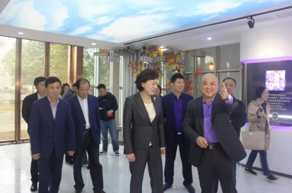 湖南省委常委、省委統(tǒng)戰(zhàn)部部長黃蘭香一行再次蒞臨湘聯(lián)考察指導(dǎo)