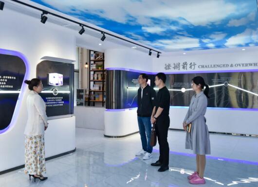 長沙市裝配式建筑產(chǎn)業(yè)技術創(chuàng)新戰(zhàn)略聯(lián)盟領導一行蒞臨湘聯(lián)參觀考察