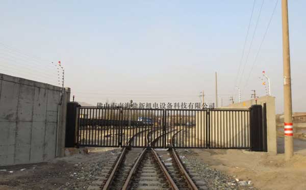 包頭市包鋼集團(tuán)對包頭出安智能懸浮門表示贊賞