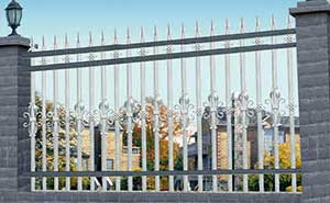 鋁藝護欄 - 圍墻護欄
