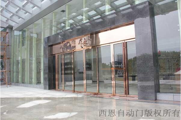 廣州天虹賓館自動門工程案例 - 中出網(wǎng)-智能出入口與停車充電門戶