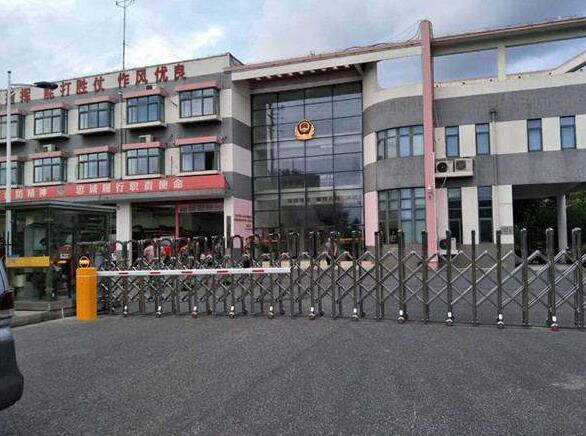 溫州出安智能伸縮門(mén)成功落地石榴玉蘭灣