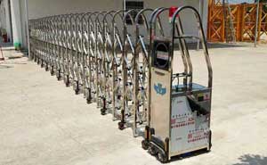 揚州泰達環(huán)保有限公司電動伸縮門案例