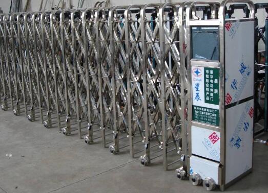 鳴謝臺州市民廣場之水景公園應用臺州出安智能伸縮門