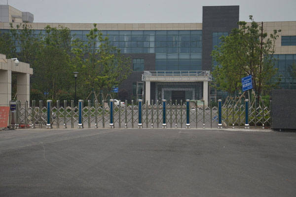 喜迎鎮(zhèn)江出安智能分段平移門進(jìn)駐江蘇鎮(zhèn)江飛機(jī)場