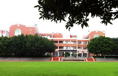 廈門出安智能停車場系統(tǒng)進駐福建廈門前埔南區(qū)小學(xué)