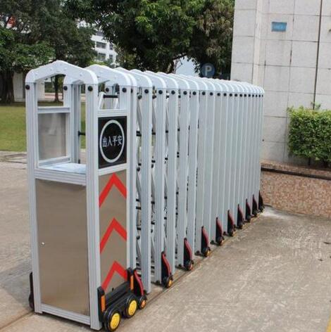 嘉興一中實驗學(xué)校與嘉興出安智能伸縮門達(dá)成合作協(xié)議