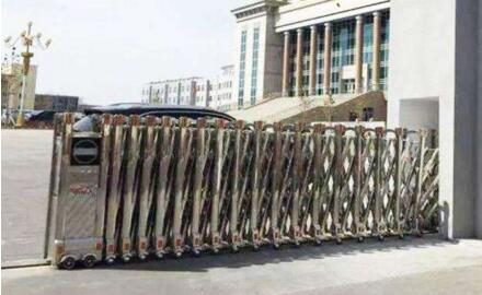 金華華僑學校選用金華出安智能電動伸縮門