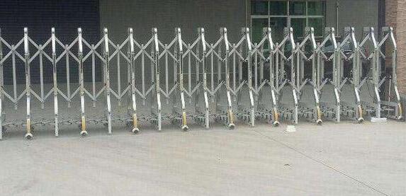 滄州市翔宇職業(yè)培訓(xùn)學(xué)校與滄州出安智能電動(dòng)伸縮門達(dá)成合作協(xié)議