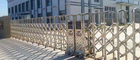 邯鄲市第二財(cái)經(jīng)學(xué)校采購(gòu)了邯鄲出安智能電動(dòng)伸縮門