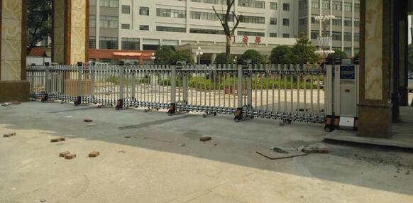 邯鄲中材建設(shè)有限責(zé)任公司與邯鄲出安智能電動(dòng)伸縮門達(dá)成協(xié)議