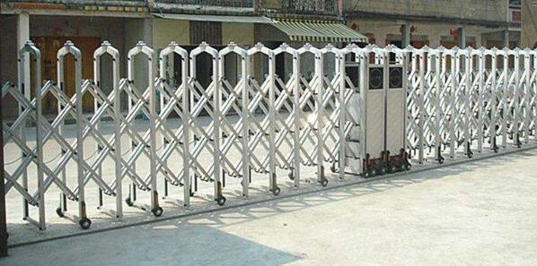 漢成華都與邯鄲出安智能伸縮門達(dá)成合作協(xié)議