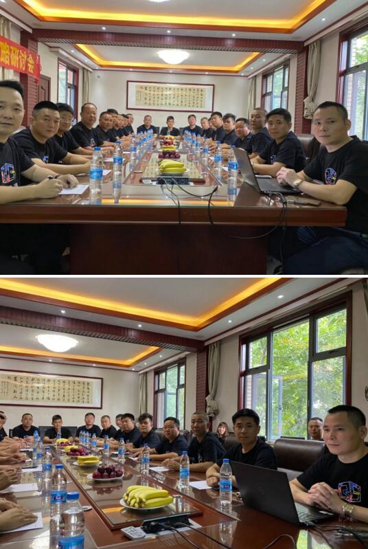 榮高伸縮門第二屆代理商委員會戰(zhàn)略研討會于昆明勝利召開