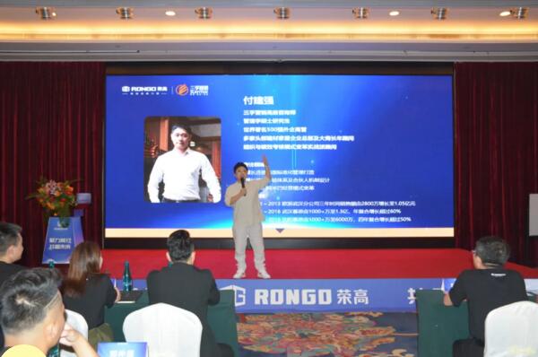 資深導(dǎo)師楊佳老師