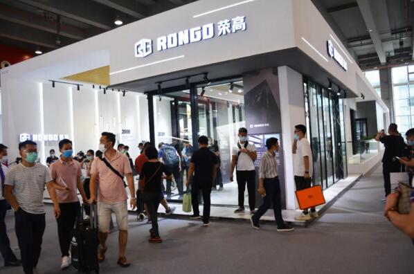 廣州建博會|榮高門窗沉淀三年，全新亮相，引爆全場！