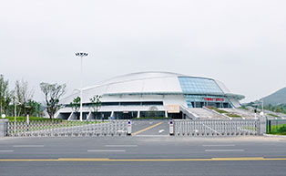 溧陽(yáng)體育館伸縮門(mén)工程案例