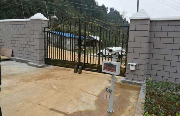 慶賀江門出安智能車牌識別系統(tǒng)進駐江門都勻大河橋豪宅