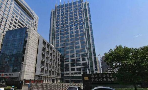 南京市廣播電視大學(xué)采用捷停車·云托管無人值守智慧停車方案