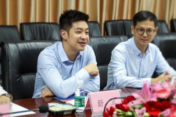 佳兆業(yè)文體科技集團主席兼總裁舒立