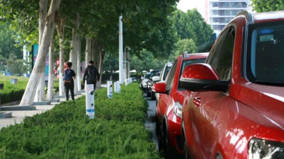 捷順“智能硬件+IoT+區(qū)塊鏈”的城市停車解決方案