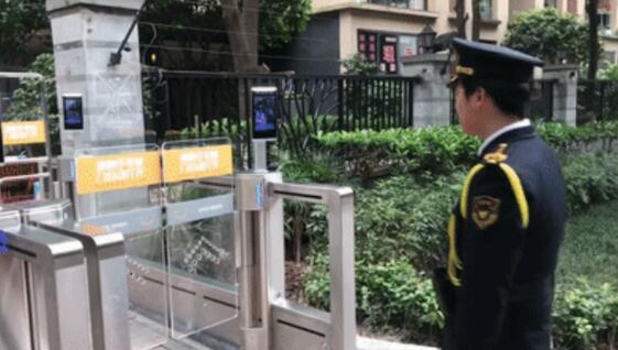 融創(chuàng)地產(chǎn)集團(tuán)（重慶奧園）落地應(yīng)用捷順社區(qū)無(wú)人值守AB閘