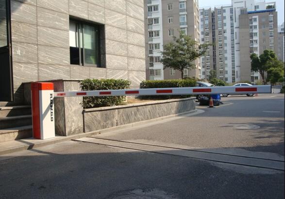 湖州錦繡苑選擇湖州出安智能為道閘供貨商