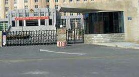 湖州出安智能為湖州雙力自動(dòng)化科技裝備有限公司提供電動(dòng)伸縮門(mén)