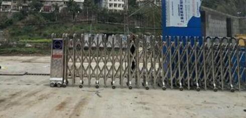 柳岸雅園與湖州出安智能伸縮門(mén)達(dá)成合作協(xié)議