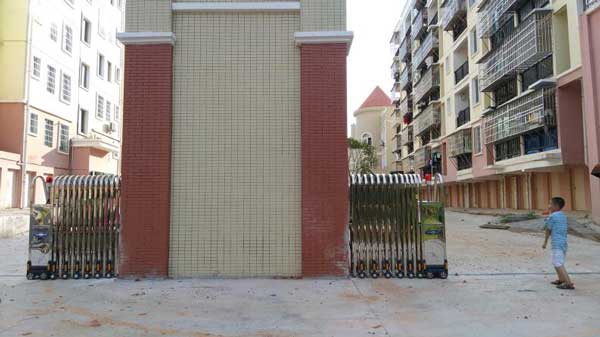 慶賀贛州出安智能電動伸縮門進駐贛州興國縣和諧欣城