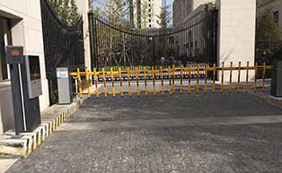 中航國(guó)際廣場(chǎng)（智能停車場(chǎng)管理系統(tǒng)）工程案例