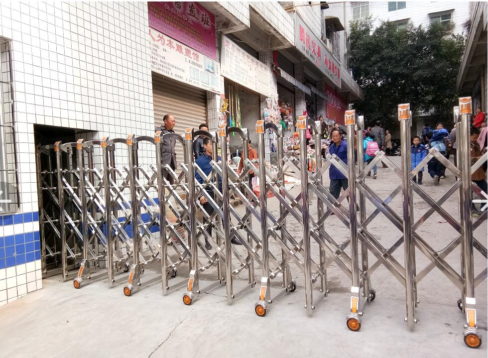 通遼市紅星小區(qū)電動伸縮門案例 - 中出網(wǎng)-智能出入口與停車充電門戶