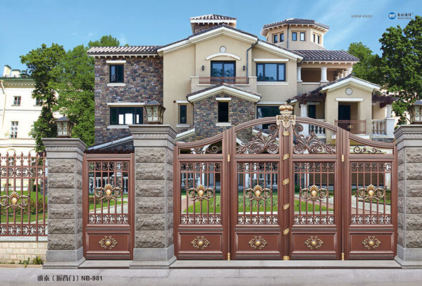 感恩中駿雍景臺(tái)選擇了商丘出安智能鋁藝大門