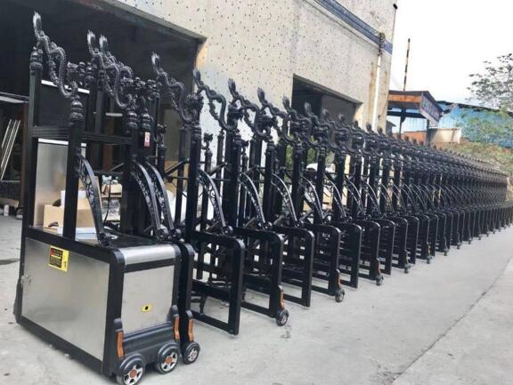 邢臺(tái)出安智電動(dòng)伸縮門在河北邢臺(tái)欣榮機(jī)械有限公司大門口的風(fēng)采