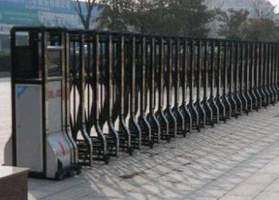 邢臺市建筑工程學(xué)校項目與邢臺出安智能再度合作引進(jìn)電動伸縮門