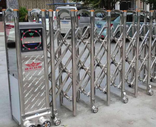 邢臺出安智能伸縮門點(diǎn)綴康諾食品有限公司