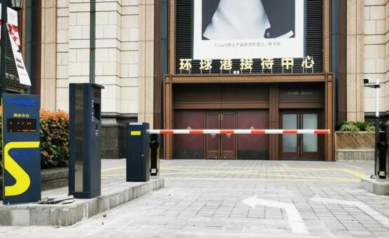 科拓停車亮相上海最大商業(yè)綜合體，助力智慧商業(yè)新生態(tài)