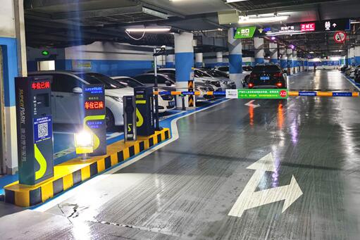 科拓無人收費停車場解決方案在廣州重點商圈落成